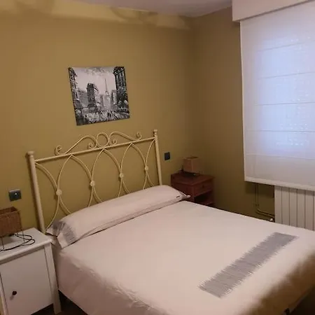 Apartamento Cerca De La Playa De Usil Apartment